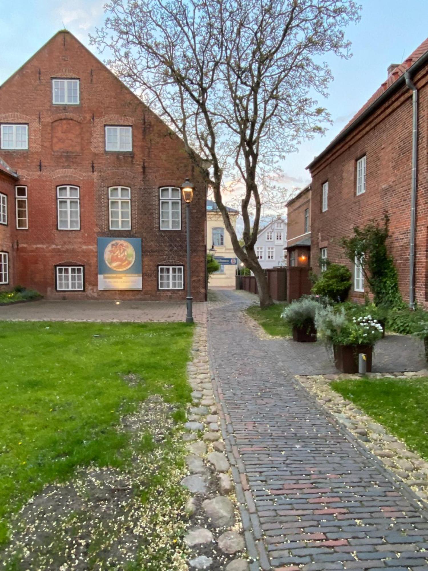 Wohlfuehlen In Historischem Haus * Brake (Wesermarsch)